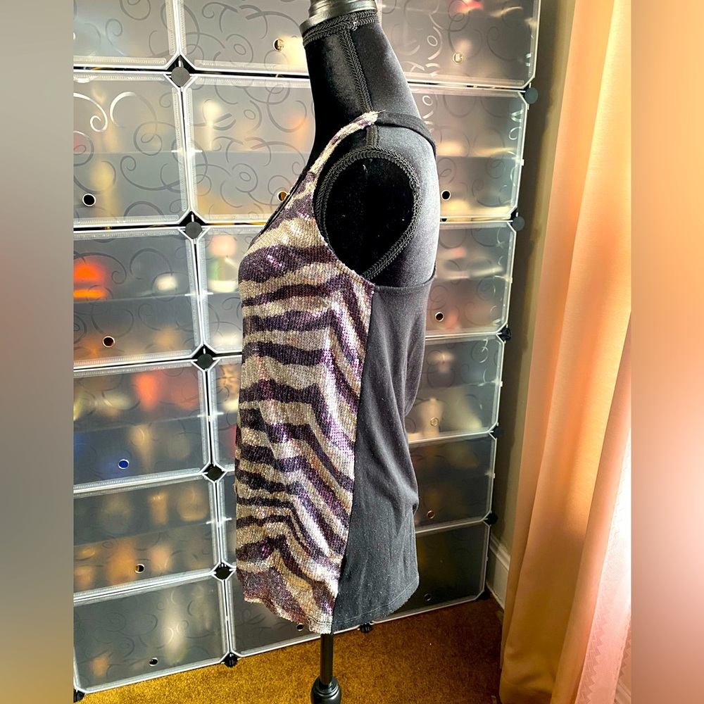 Grey Striped Tank - Picture 4 of 4